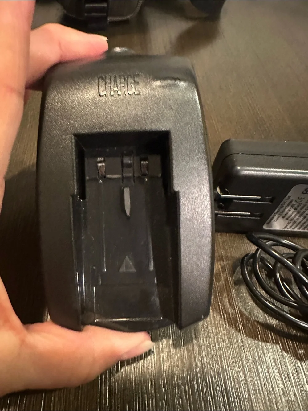 Nikon Coolpix 775 Digicam Starter Kit TESTED & WORKING New Battery ,8MB CF Card